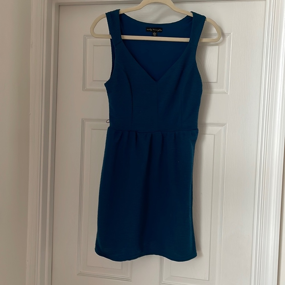 Ribbed dress. Size L.